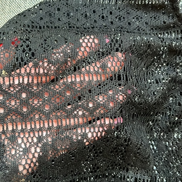 ✨ Y2K Vintage Circa 2005 Black Crochet Crop Top with Fringe - Picture 7 of 17